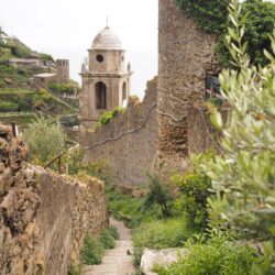 Cinque Terre Vernazza