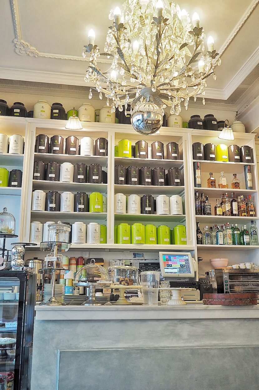 Tea & Dessert Cafe in Madrid